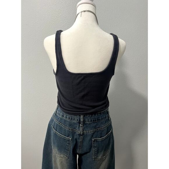 American Eagle Tank Top - Picture 4 of 5